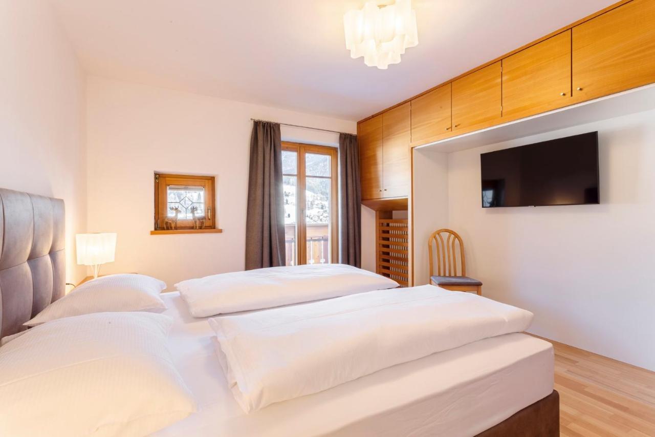 Am Rainell Hof Aparthotel Ortisei Exteriör bild