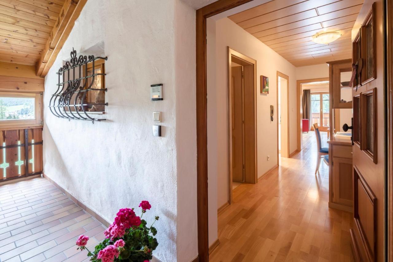 Am Rainell Hof Aparthotel Ortisei Exteriör bild