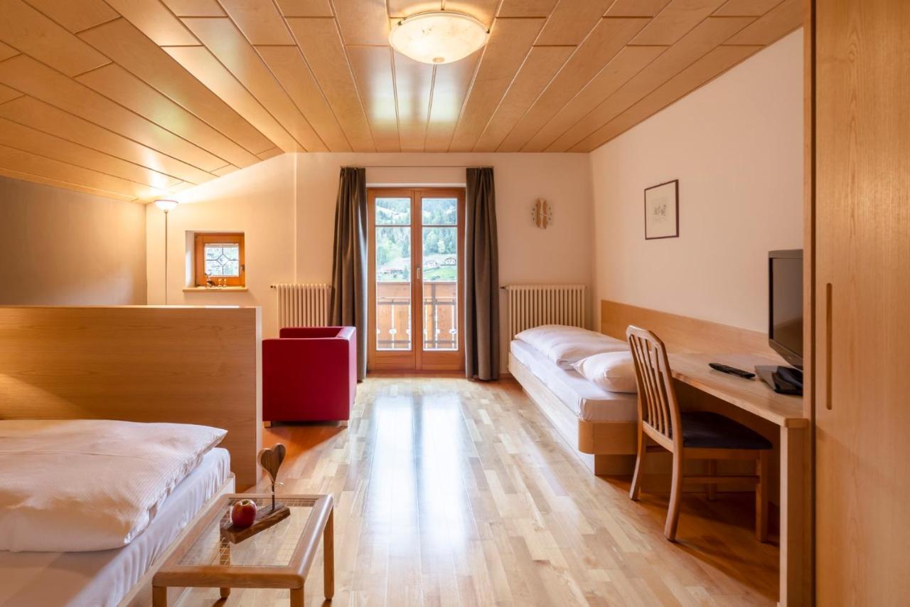 Am Rainell Hof Aparthotel Ortisei Exteriör bild